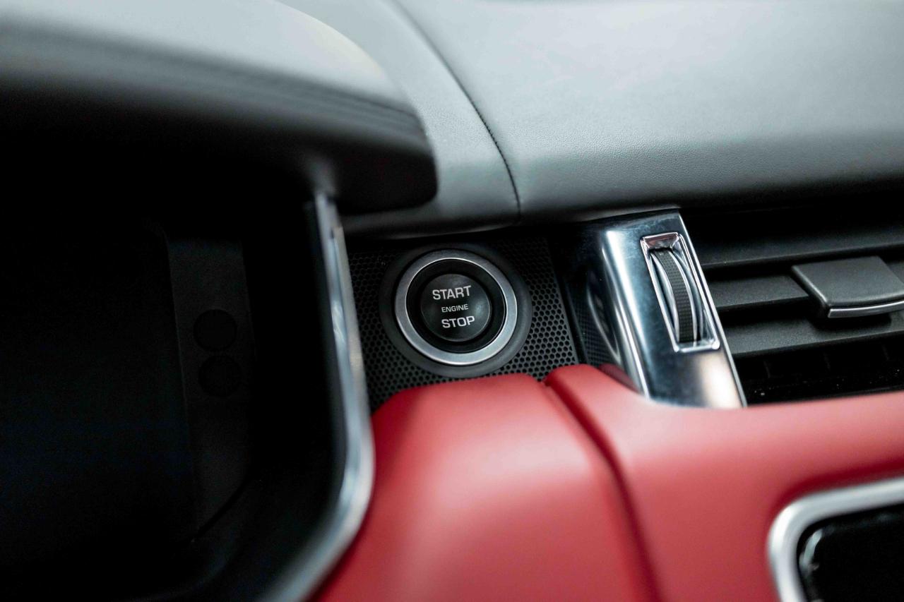 Land Rover Range Rover Sport SVR 2022