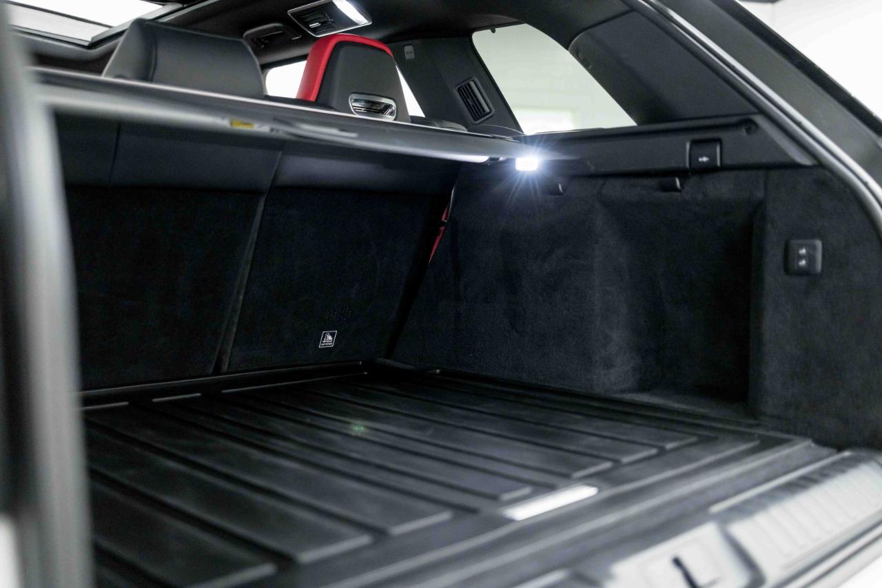 Land Rover Range Rover Sport SVR 2022