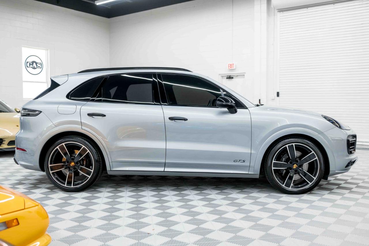 Porsche Cayenne GTS 2022