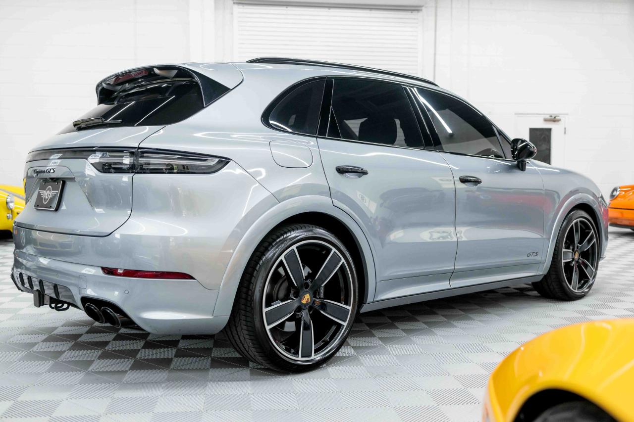 Porsche Cayenne GTS 2022