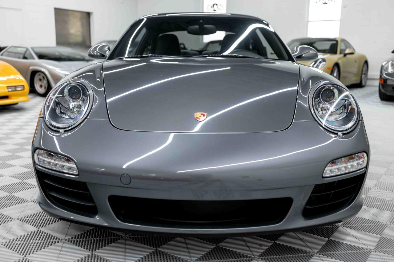 Porsche 911 Carrera Coupe 2011