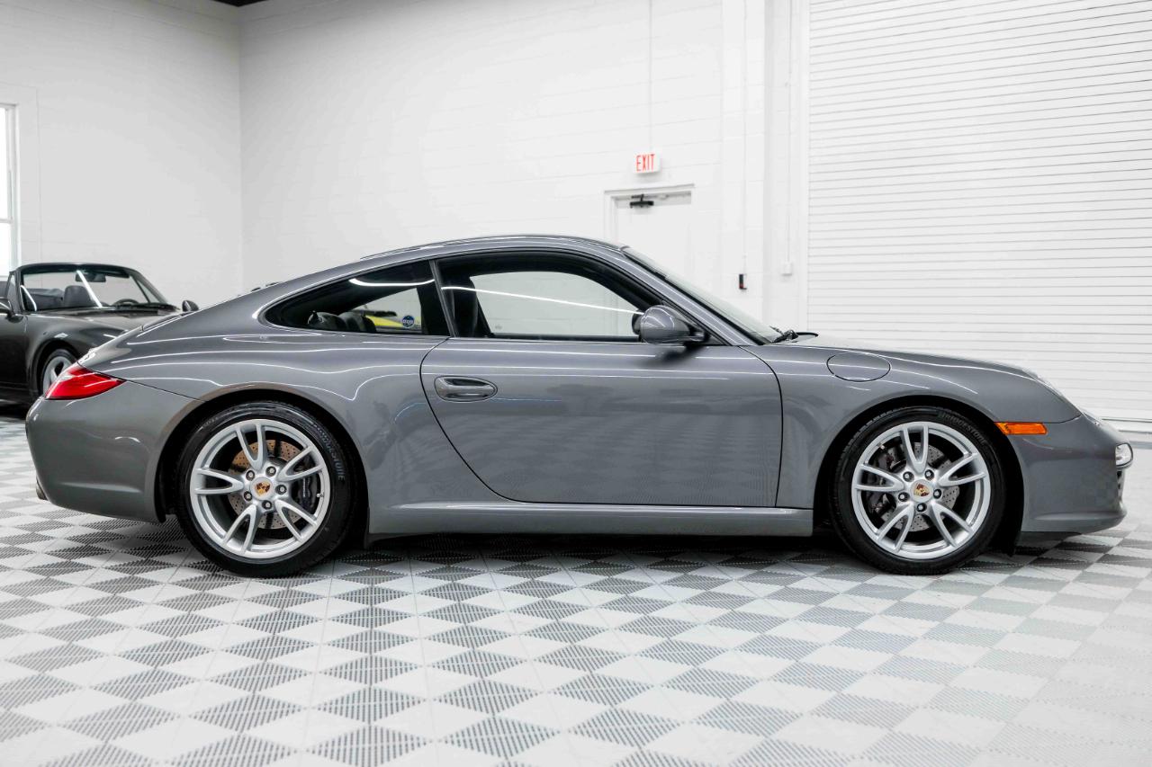 Porsche 911 Carrera Coupe 2011