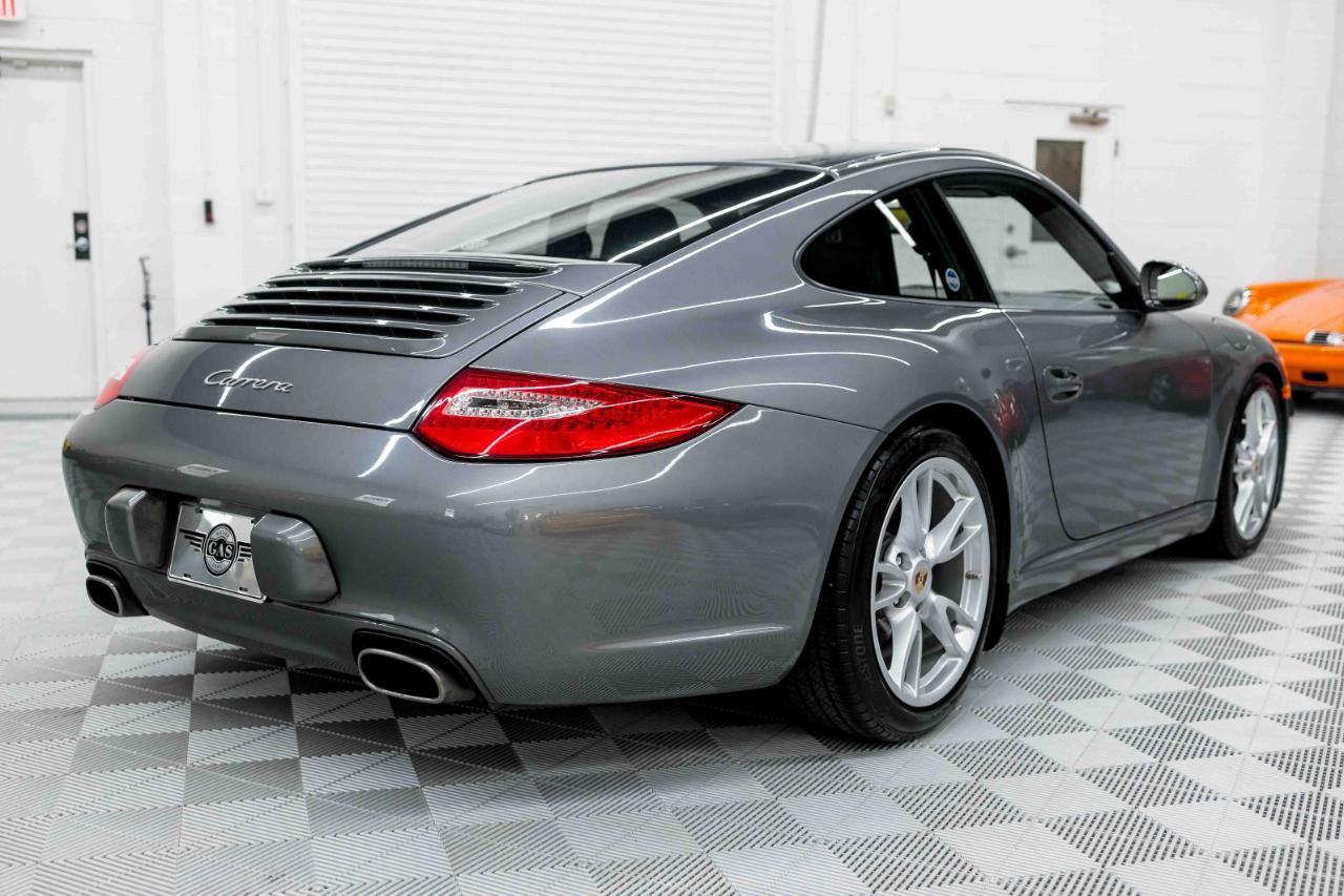 Porsche 911 Carrera Coupe 2011