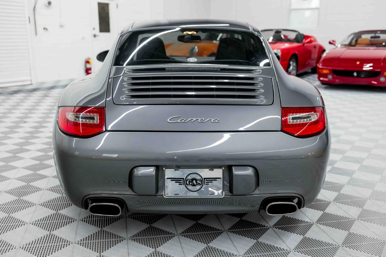 Porsche 911 Carrera Coupe 2011