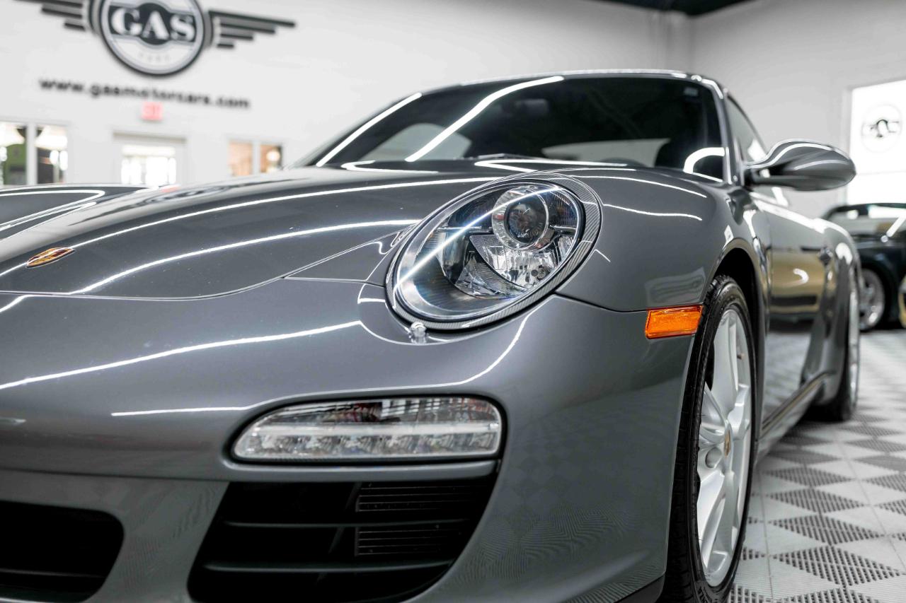 Porsche 911 Carrera Coupe 2011