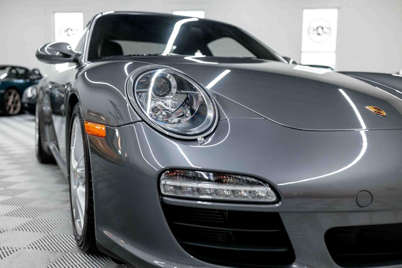 Porsche 911 Carrera Coupe 2011