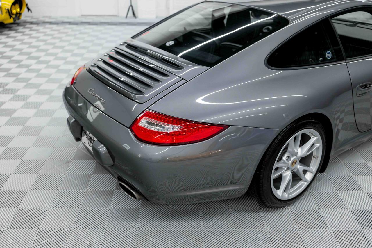 Porsche 911 Carrera Coupe 2011