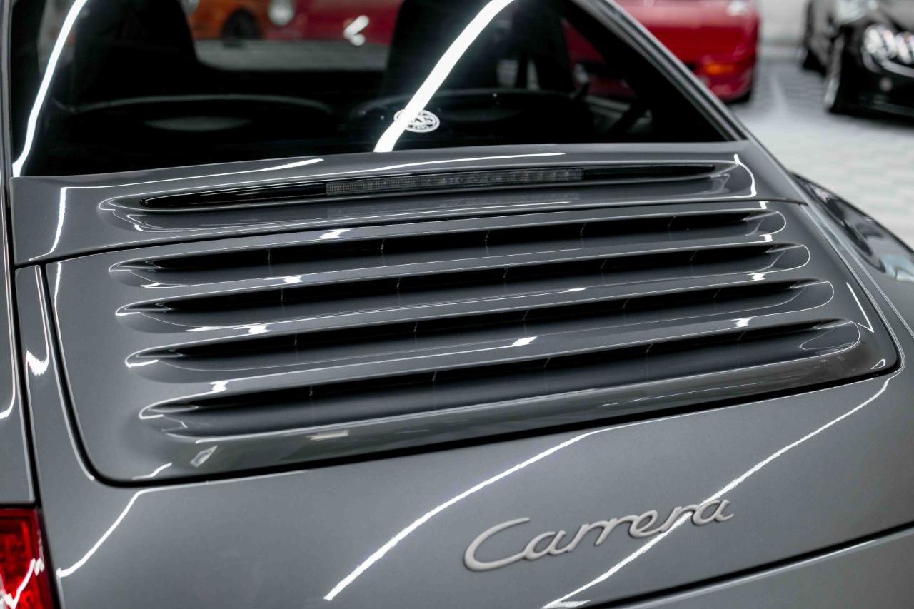 Porsche 911 Carrera Coupe 2011