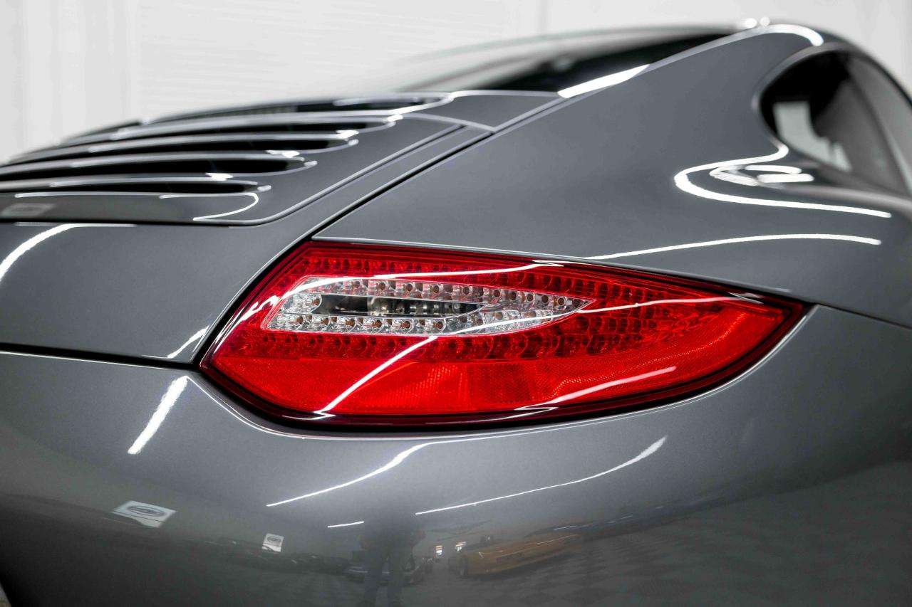 Porsche 911 Carrera Coupe 2011