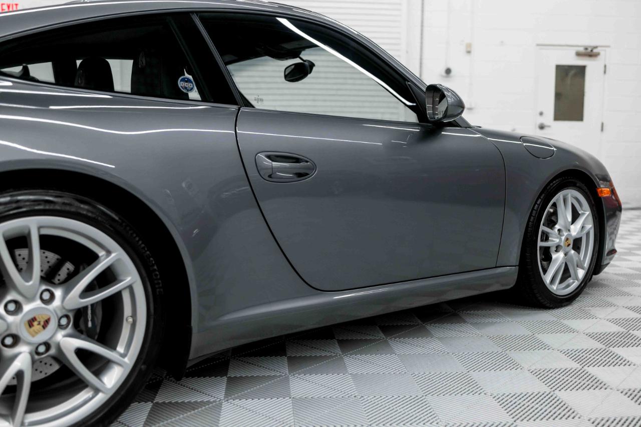 Porsche 911 Carrera Coupe 2011