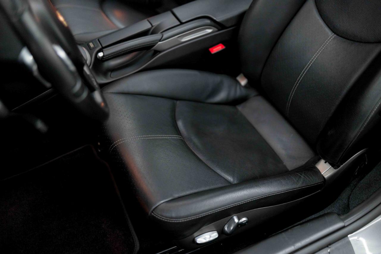 Porsche 911 Carrera Coupe 2011