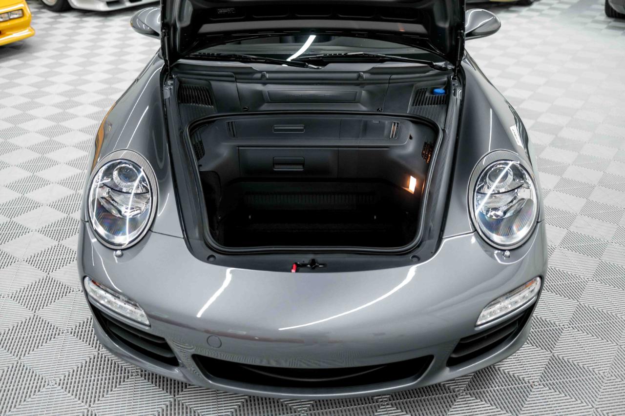 Porsche 911 Carrera Coupe 2011