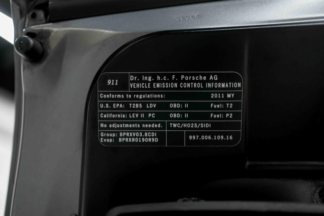 Porsche 911 Carrera Coupe 2011