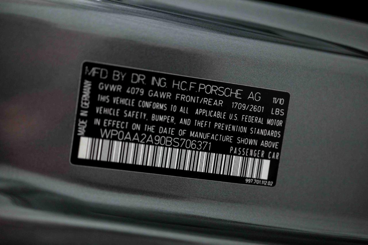 Porsche 911 Carrera Coupe 2011