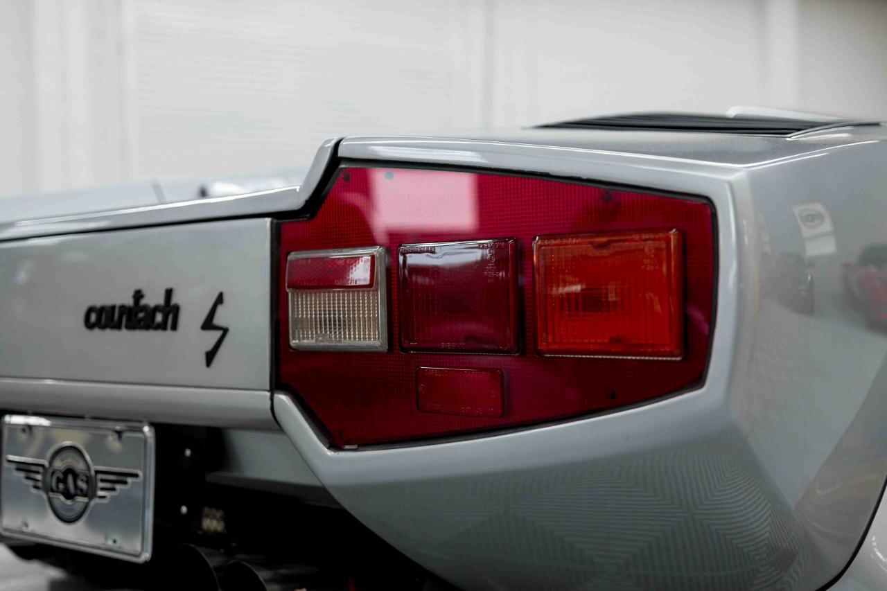 Lamborghini Countach  1981