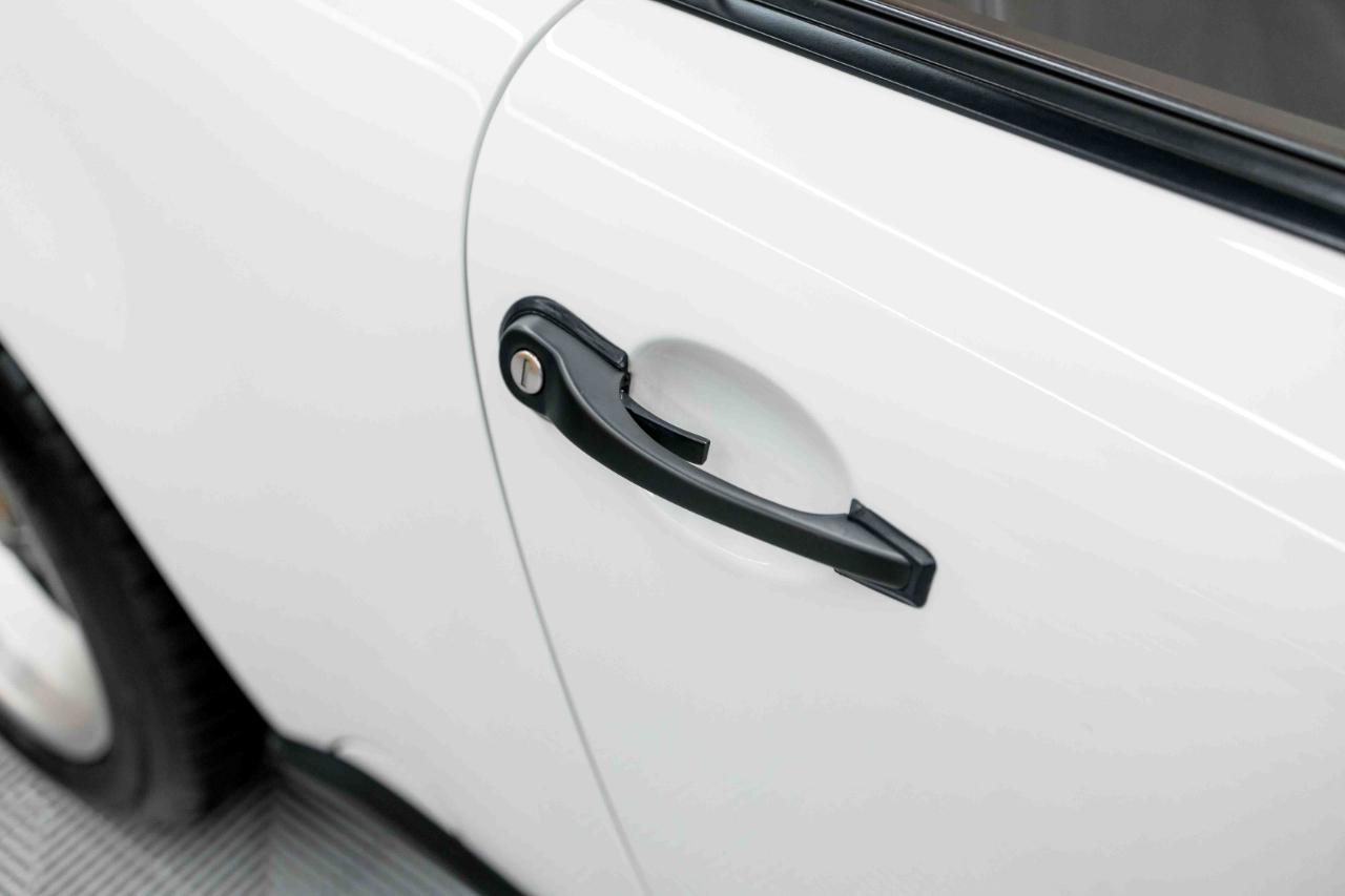 Porsche 911 Carrera Coupe 1989