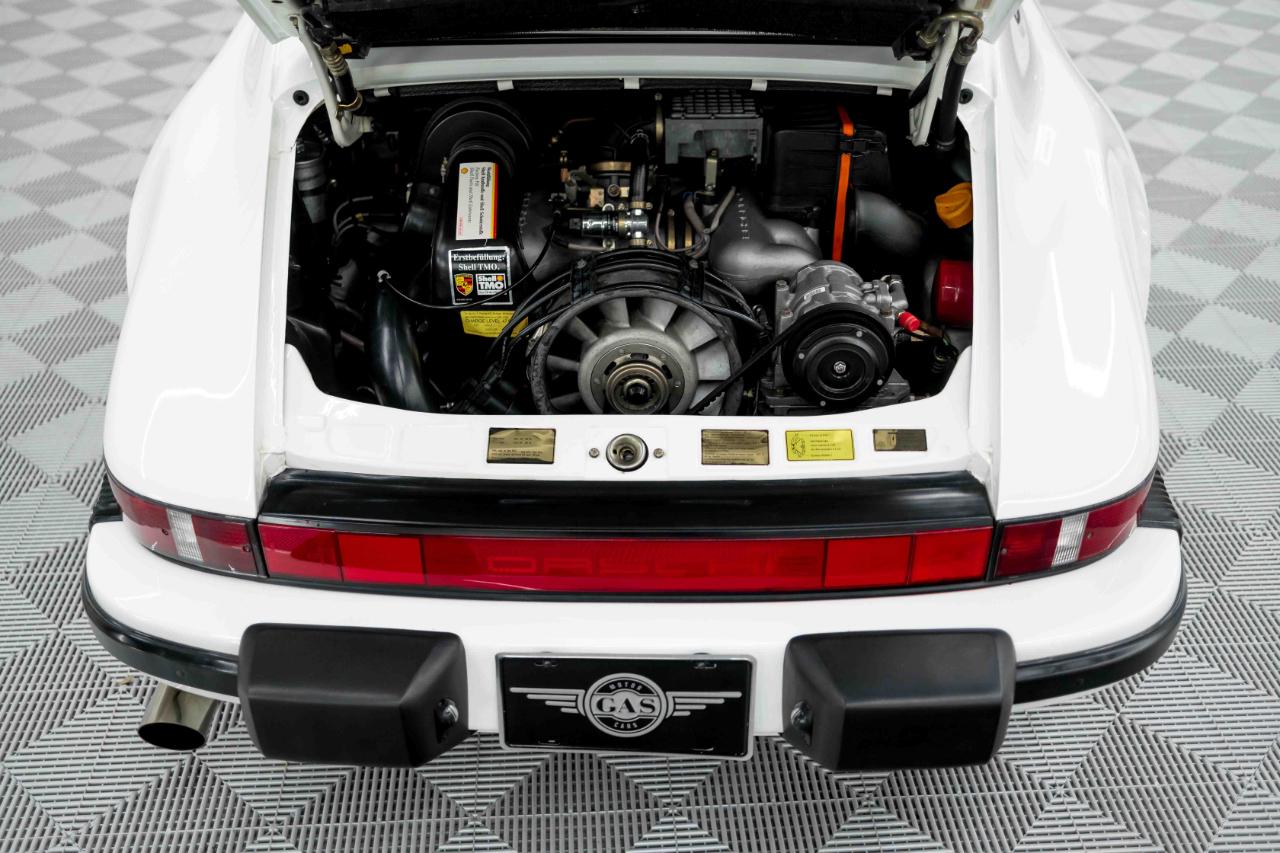 Porsche 911 Carrera Coupe 1989
