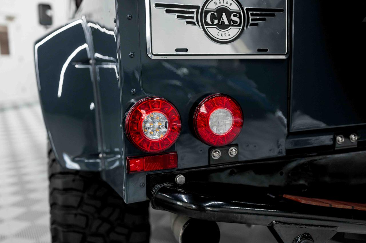 Land Rover Defender 110  2000