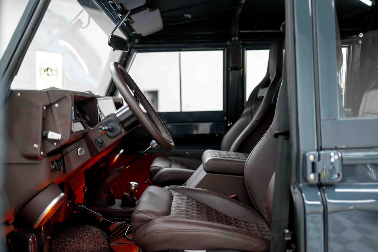 Land Rover Defender 110  2000