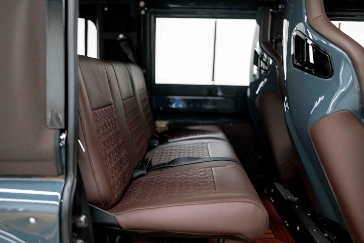 Land Rover Defender 110  2000
