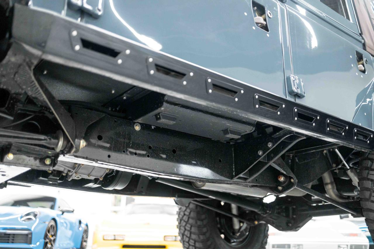 Land Rover Defender 110  2000