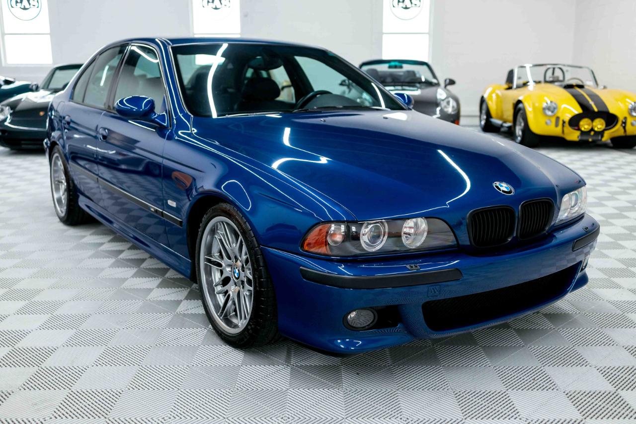 BMW M5 Base 2002