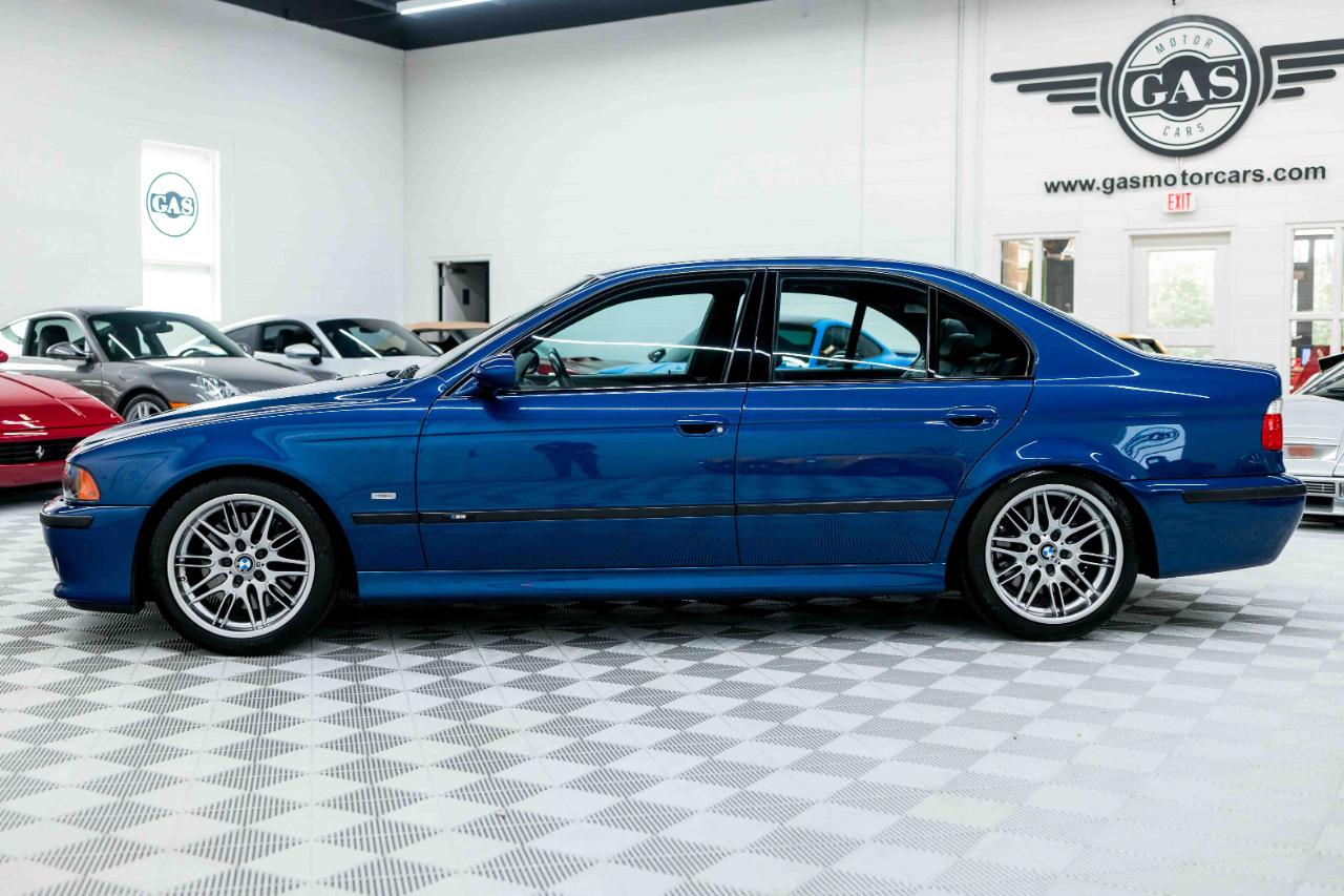 BMW M5 Base 2002