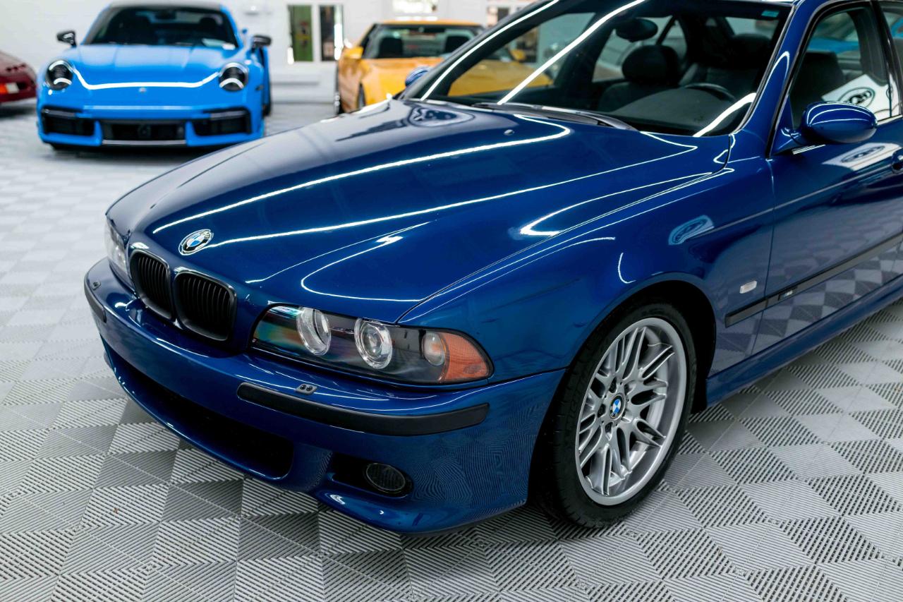 BMW M5 Base 2002