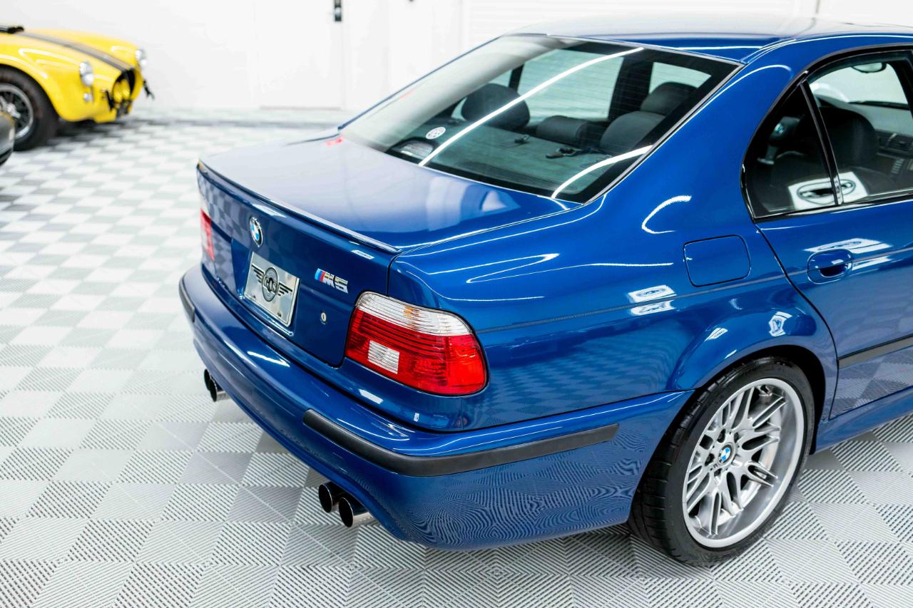 BMW M5 Base 2002