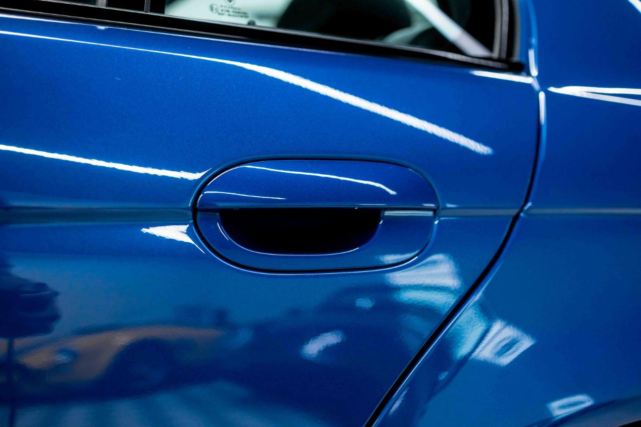 BMW M5 Base 2002