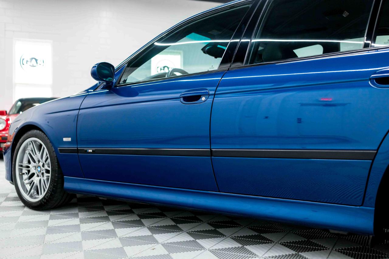BMW M5 Base 2002