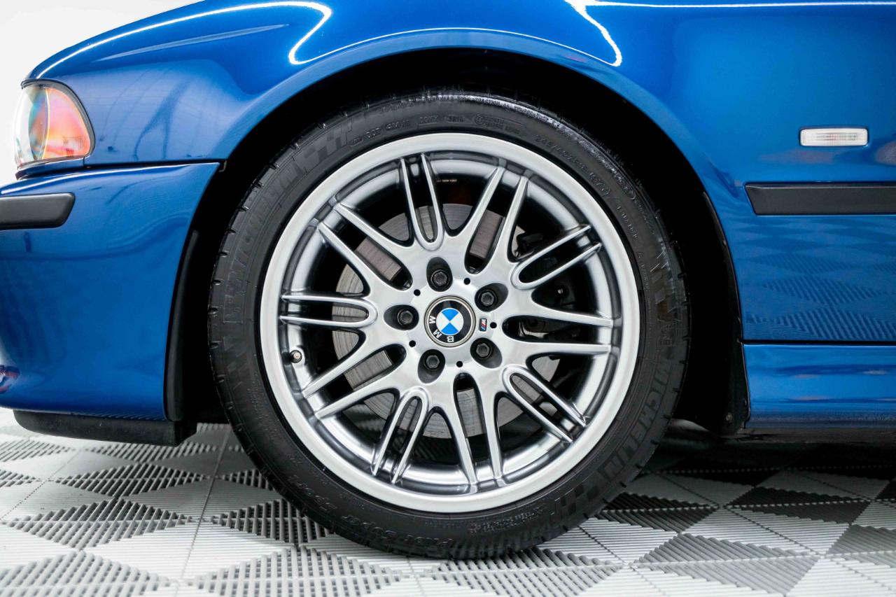 BMW M5 Base 2002