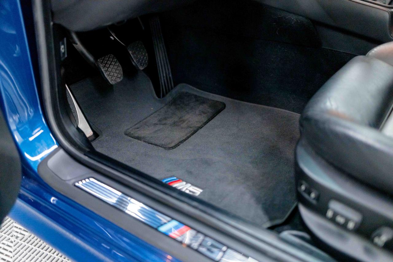BMW M5 Base 2002