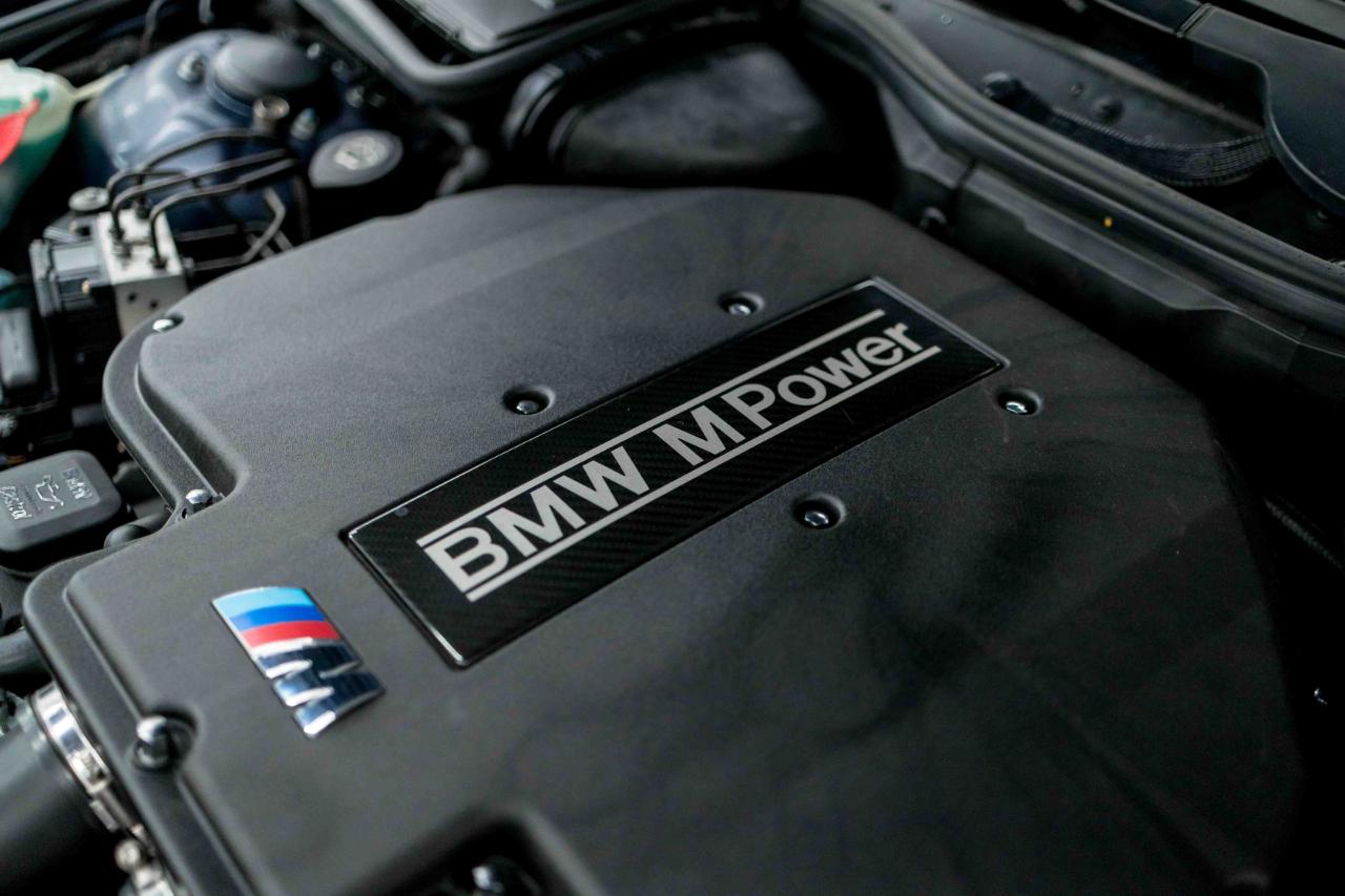 BMW M5 Base 2002
