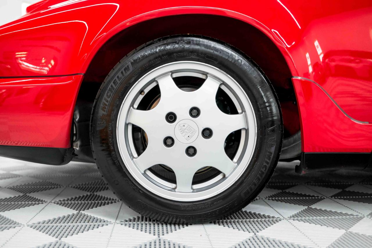 Porsche 911 Carrera 2 Targa 1990