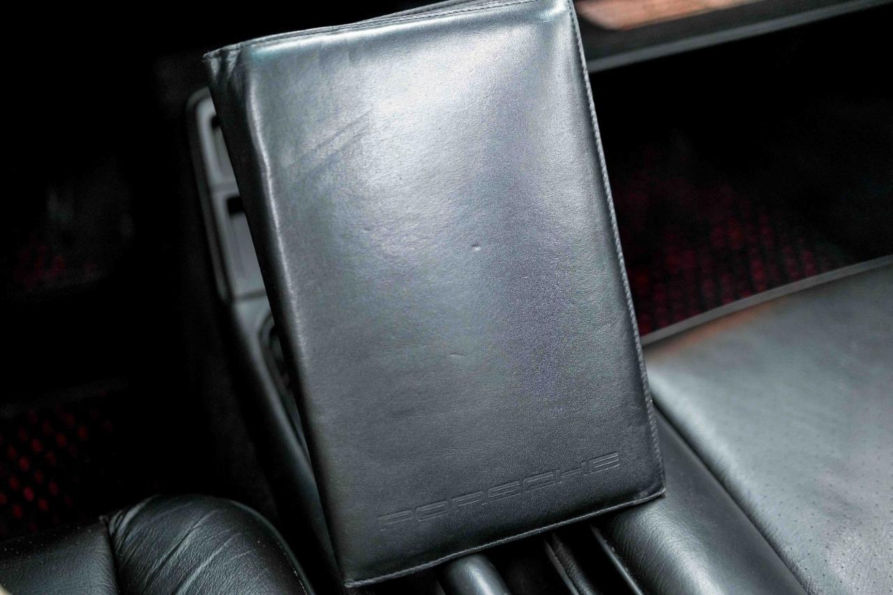 Porsche 911 Carrera 2 Targa 1990