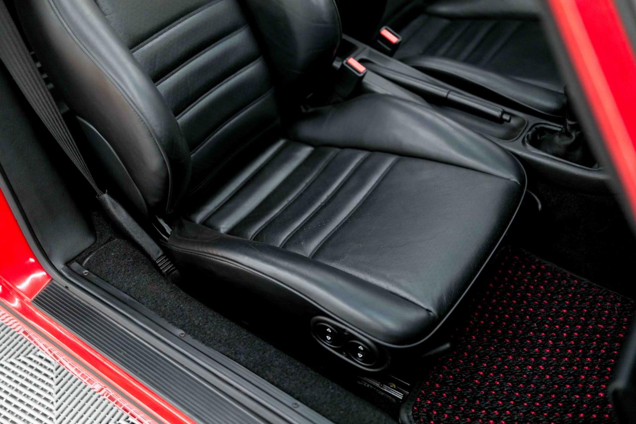 Porsche 911 Carrera 2 Targa 1990