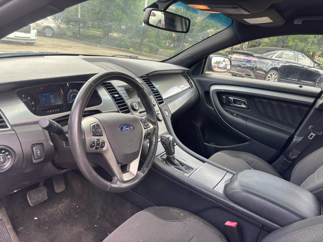 Ford Taurus 4dr Sdn SEL FWD 2014