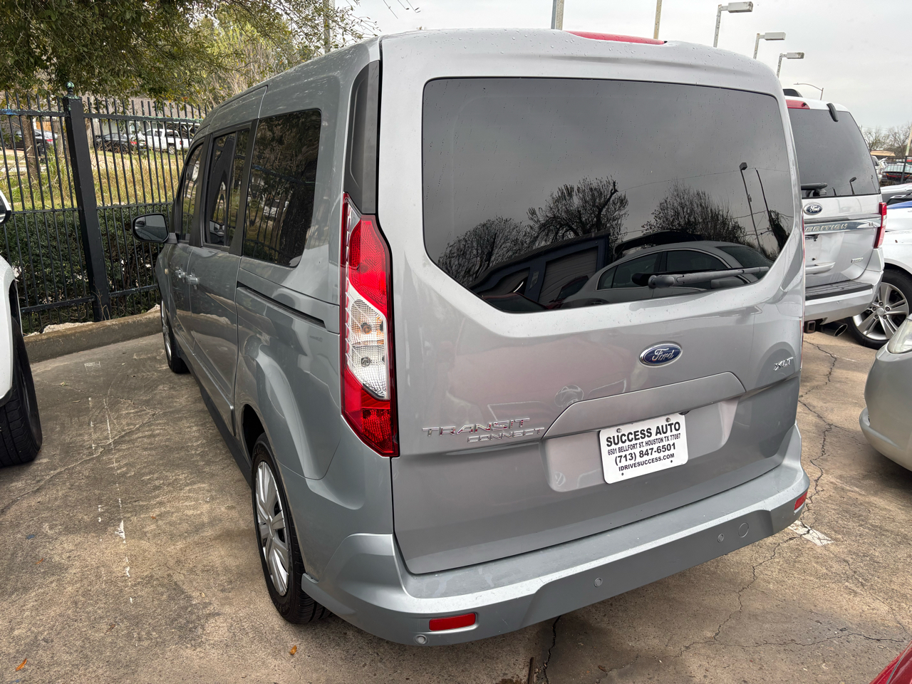 Ford Transit Connect Wagon XLT LWB w/Rear Liftgate 2022