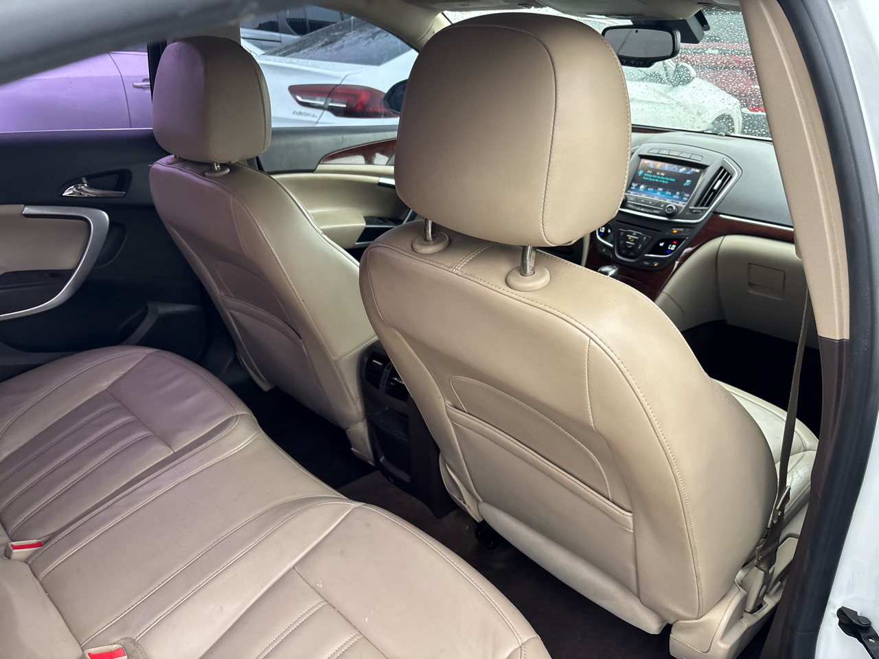 Buick Regal 4dr Sdn Sport Touring FWD 2017