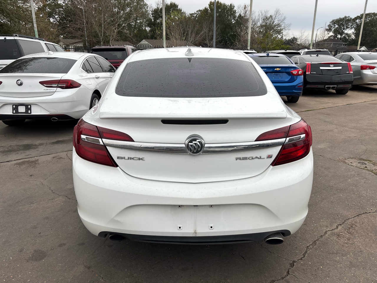 Buick Regal 4dr Sdn Sport Touring FWD 2017