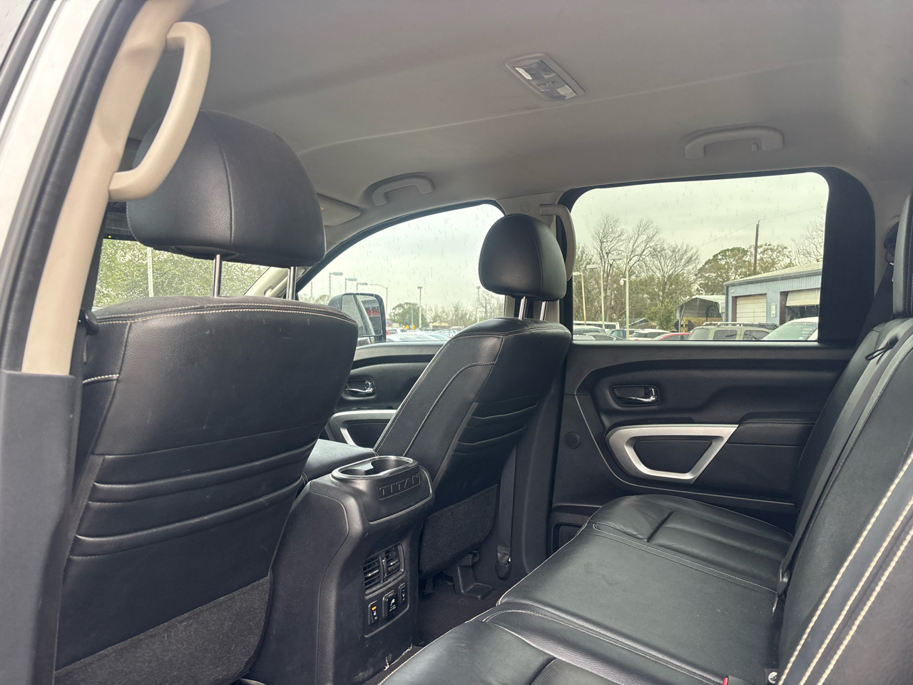 Nissan Titan XD 4x4 Diesel Crew Cab PRO-4X 2017