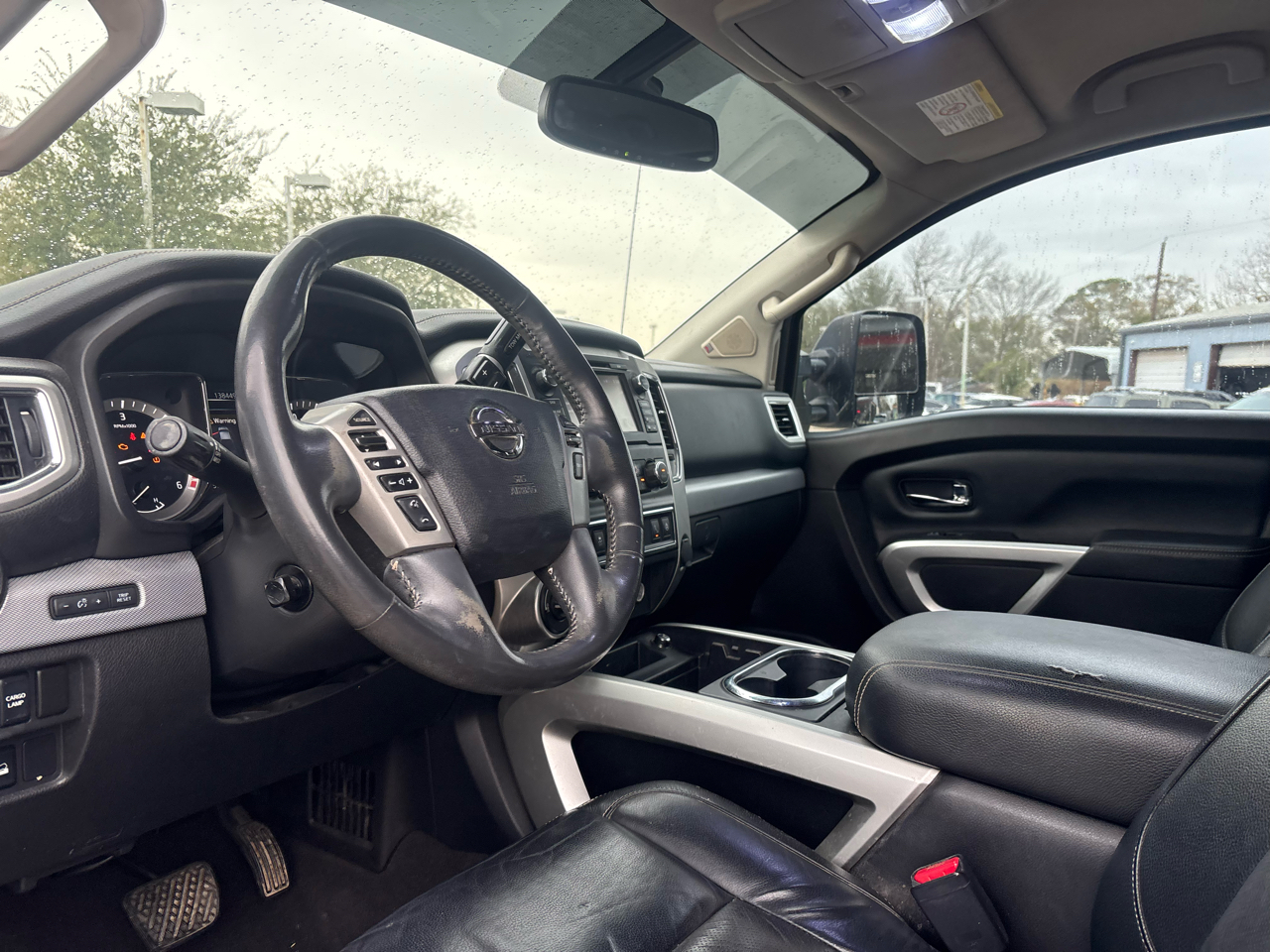 Nissan Titan XD 4x4 Diesel Crew Cab PRO-4X 2017