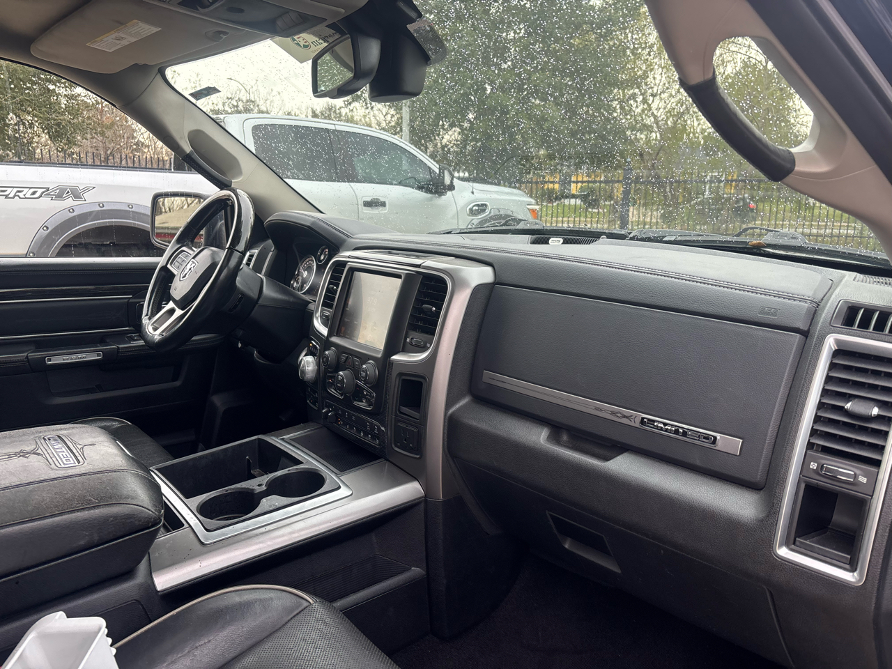 RAM 1500 4WD Crew Cab 140.5" Longhorn Limited 2014