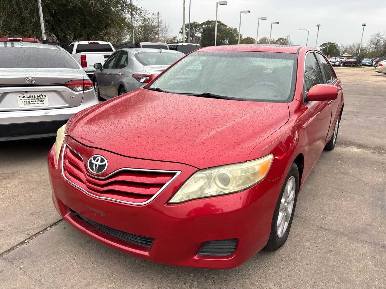 Toyota Camry 4dr Sdn I4 Man LE (Natl) 2011