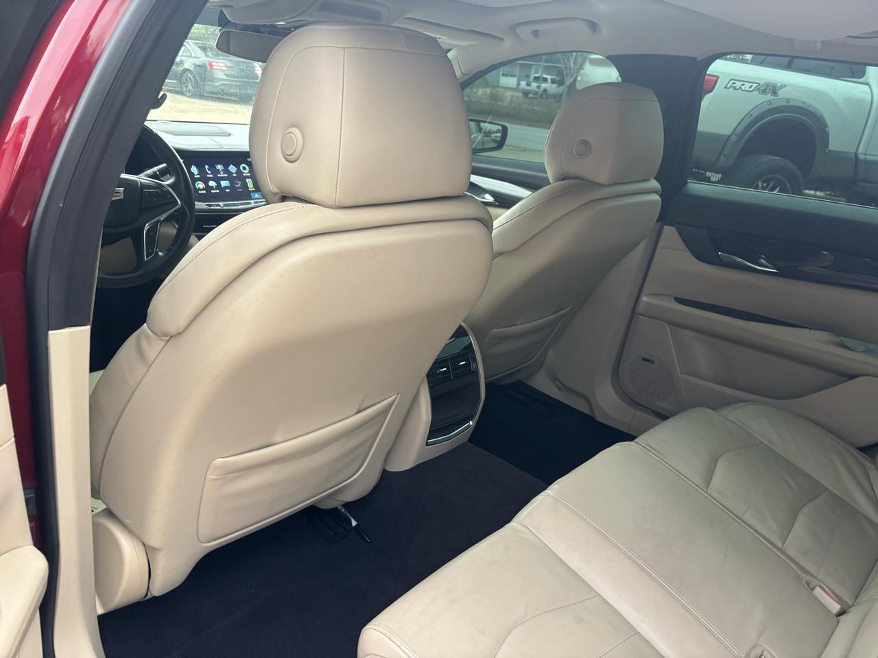 Cadillac CT6 4dr Sdn 2.0L Turbo RWD 2017