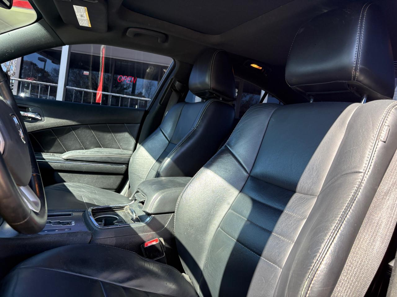 Dodge Charger 4dr Sdn RT Plus RWD 2014