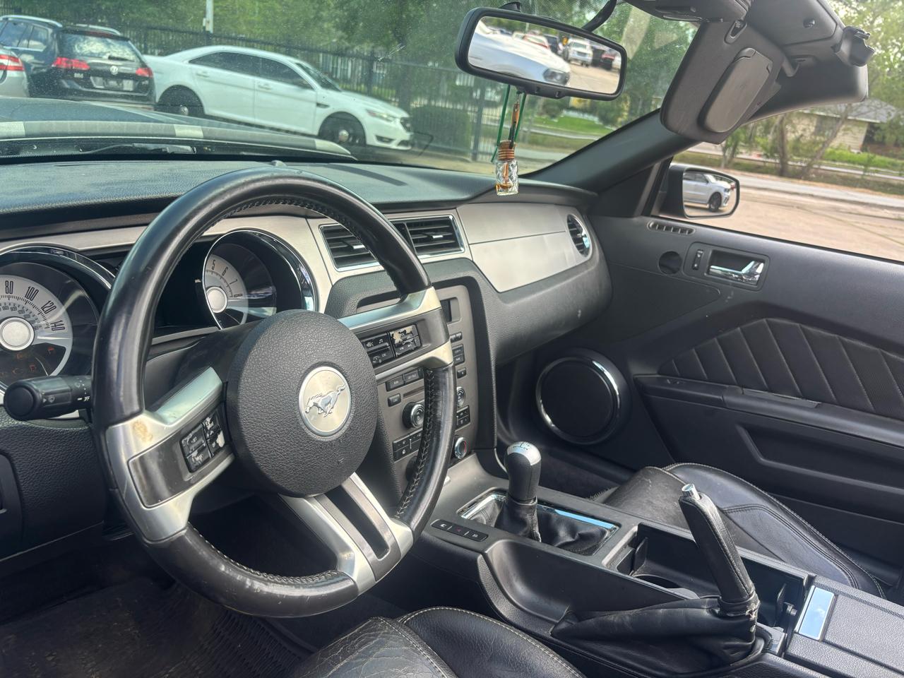 Ford Mustang 2dr Conv GT 2010