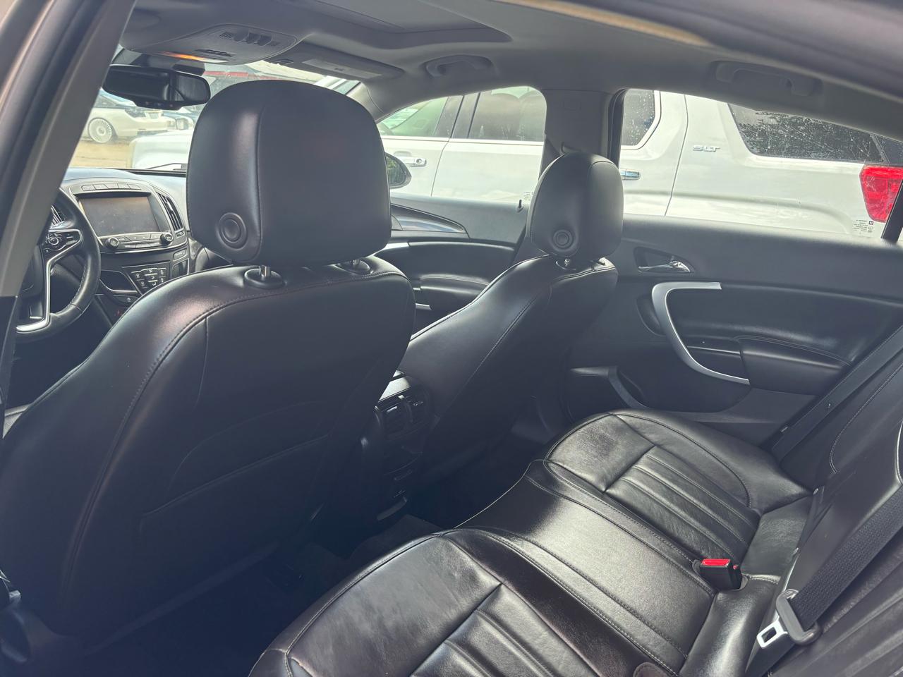 Buick Regal 4dr Sdn Premium II AWD 2017