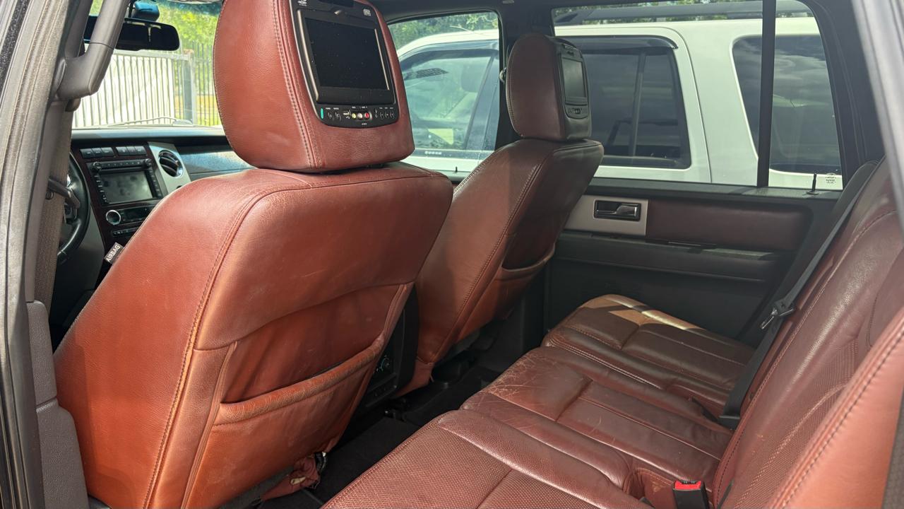 Ford Expedition EL 2WD 4dr King Ranch 2013